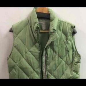 Quest Brand Women's Green Vest Jacket M